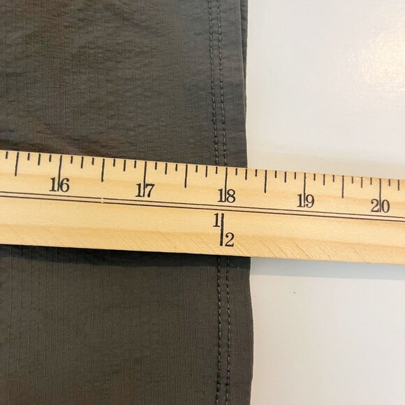 Athleta Trekkie North Skort in Gray Skirt Built-In Shorts Athletic - Size 6 Tall - Picture 6 of 6